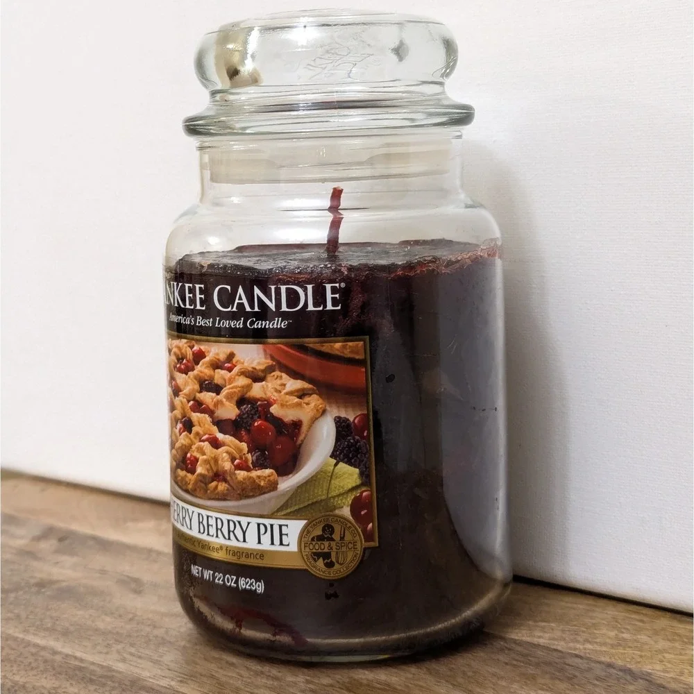 Yankee Candle CHERRY BERRY PIE Large Jar 22 oz RARE Food & Spice Collection HTF